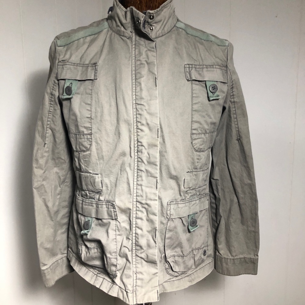 Womens Gray Jacket. Large